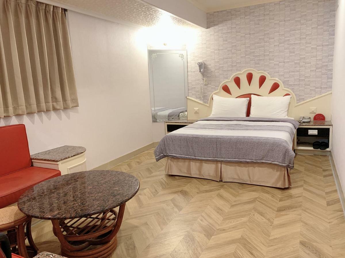 Jia Jia Hotel Yonghe Exterior photo